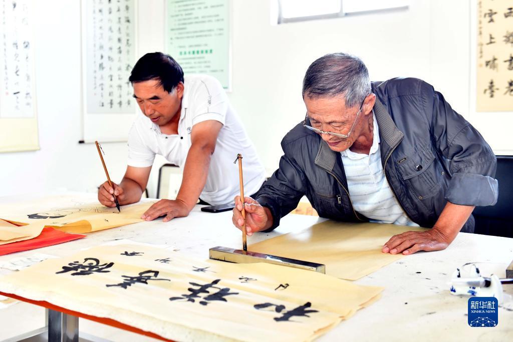 斗呗棋牌官网